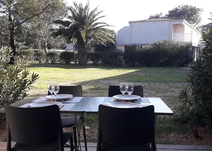 Tres Joli T3 Fraichement Renove, Dans Hotelliere * Lecci